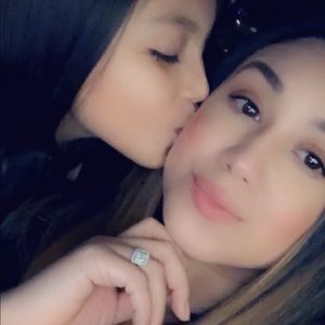 Meet your Posher, Jessenia